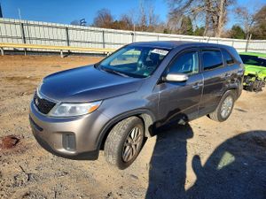 Kia Sorento LX 2.4L 4 2015