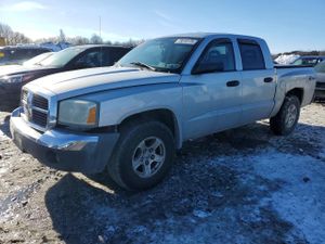 Dodge Dakota QUAD SLT 4.7L 8 2005