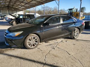 Toyota Camry LE 2.5L 4 2015