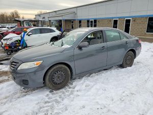Toyota Camry BASE 2.5L 4 2010