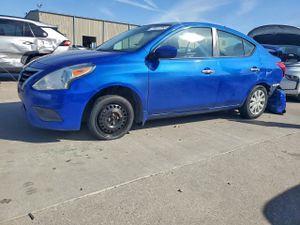 Nissan Versa S 1.6L 4 2015