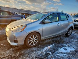 Toyota Prius 1.5L 4 2013