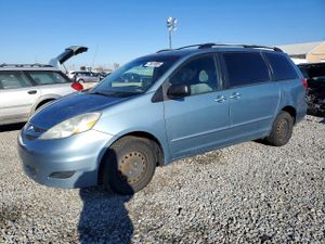 Toyota Sienna CE 3.5L 6 2008