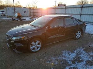 Toyota Camry BASE 2.5L 4 2011