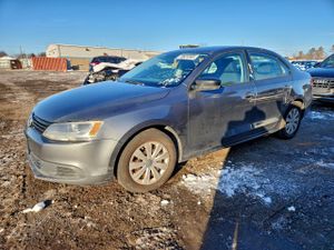 Volkswagen Jetta BASE 2.0L 4 2013
