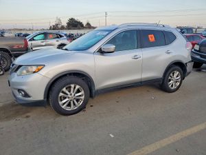 Nissan Rogue S 2.5L 4 2015