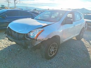 Nissan Rogue S 2.5L 4 2013