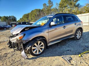 Mitsubishi Outlander SE 2.0L 4 2012