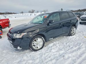 Mitsubishi Outlander 2.4L 4 2014