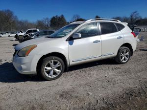Nissan Rogue S 2.5L 4 2011