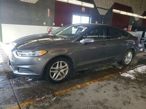 Ford Fusion SE 2.5L 4 2013