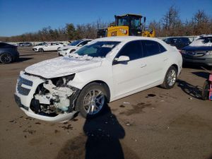 Chevrolet Malibu 1LT 2.5L 4 2013