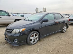 Toyota Corolla BASE 1.8L 4 2012