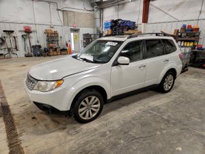 Subaru Forester LIMITED 2.5L 4 2012