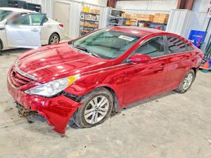 Hyundai Sonata GLS 2.4L 4 2013