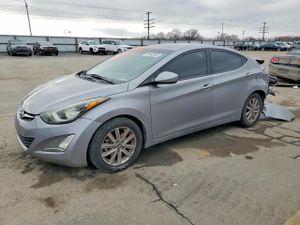 Hyundai Elantra SE 1.8L 4 2014