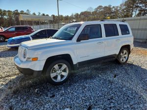 Jeep Patriot LIMITED 2.4L 4 2014