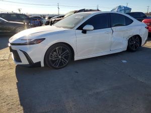 Toyota Camry XSE 2.5L 4 2025