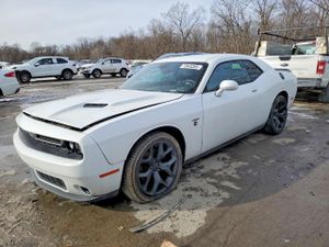 Dodge Challenger SXT PLUS 5.7L 8 2015