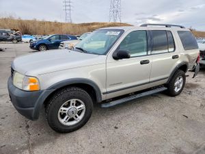 Ford Explorer XLS 4.0L 6 2004