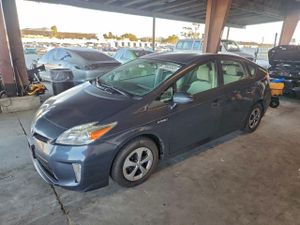 Toyota Prius 1.8L 4 2015
