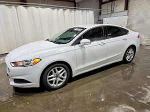 Ford Fusion SE 2.5L 4 2015