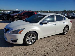 Nissan Altima 2.5 2.5L 4 2015