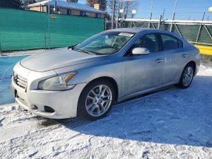 Nissan Maxima S 3.5L 6 2014