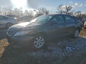 Toyota Camry BASE 2.5L 4 2010