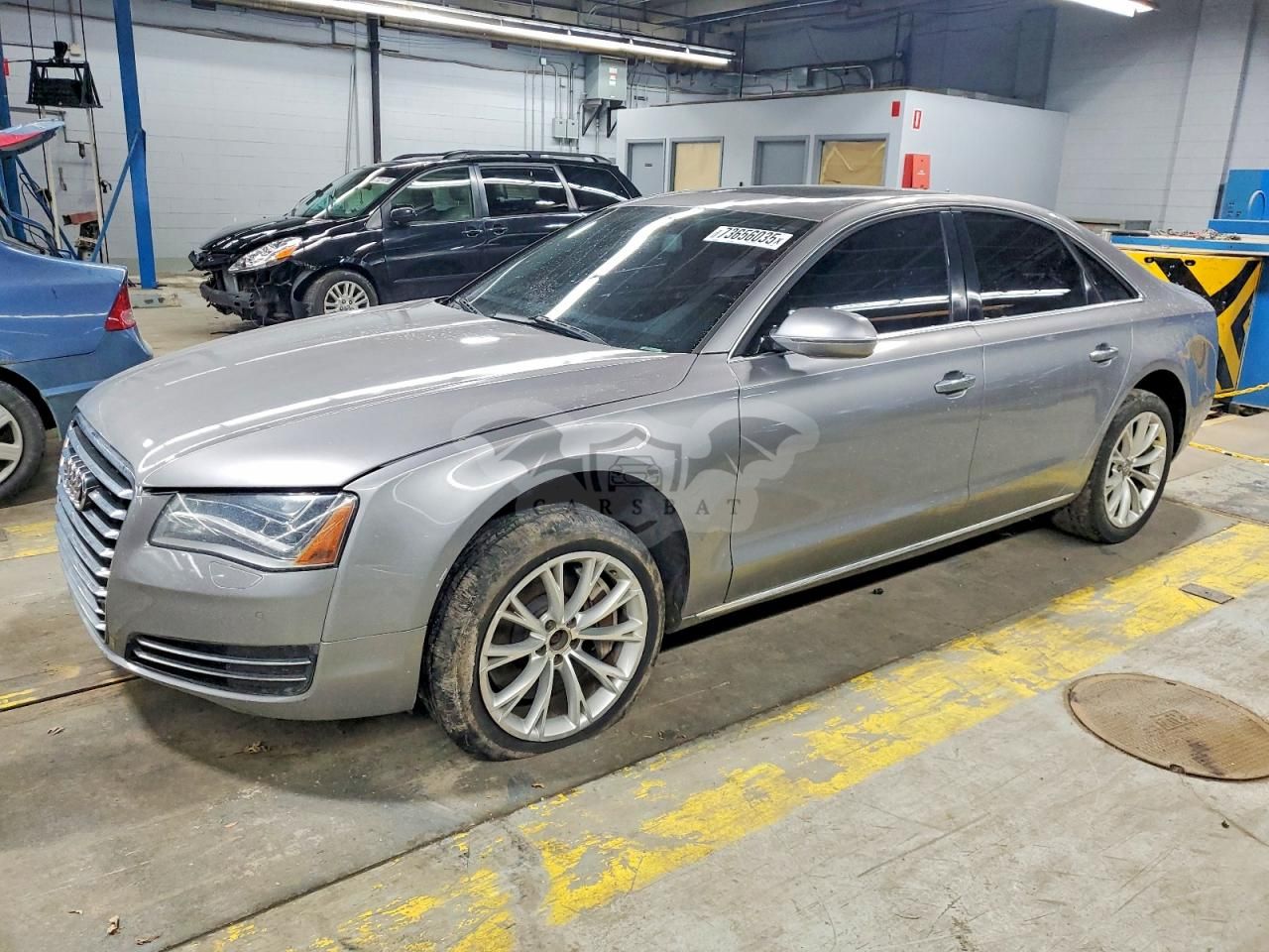 Audi A8 QUATTRO 4.2L 8 2011
