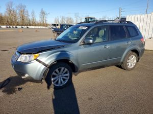 Subaru Forester LIMITED 2.5L 4 2013