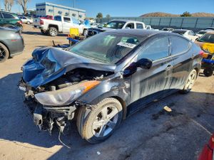 Hyundai Elantra GLS 1.8L 4 2013