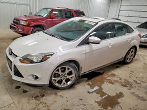 Ford Focus TITANIUM 2.0L 4 2013