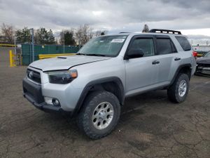 Toyota 4Runner SR5 4.0L 6 2010
