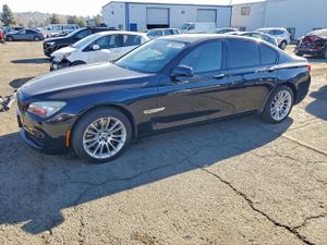 BMW 7 Series I 4.4L 8 2011