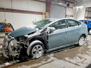 Toyota Prius 1.8L 4 2013