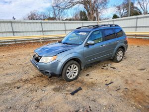 Subaru Forester LIMITED 2.5L 4 2011