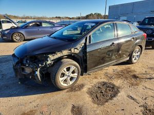 Ford Focus SE 2.0L 4 2014