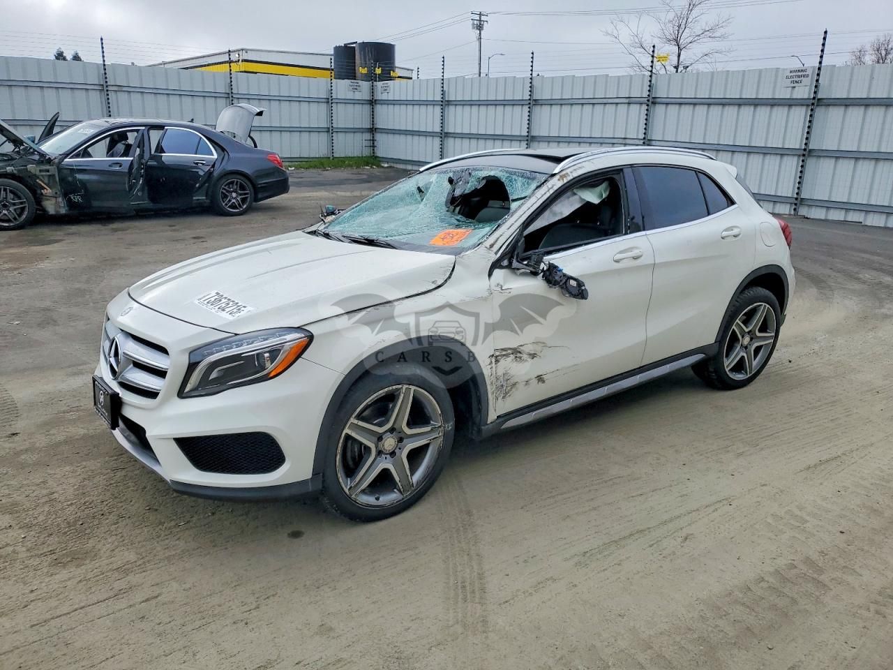 Mercedes-Benz GLA 250 4MATIC 2.0L 4 2015