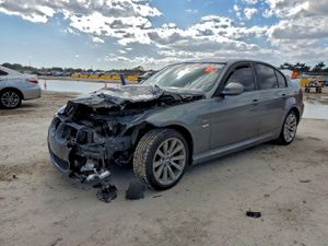 BMW 3 Series XI 3.0L 6 2011