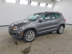Volkswagen Tiguan S 2.0L 4 2012