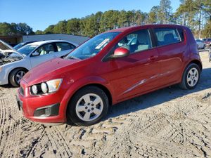 Chevrolet Aveo (Sonic) LS 1.8L 4 2013
