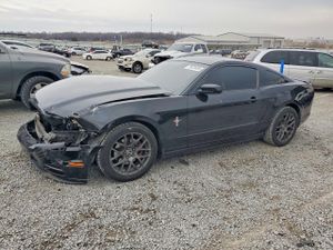 Ford Mustang 3.7L 6 2014