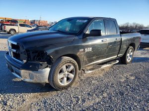 RAM 1500 SLT 5.7L 8 2014