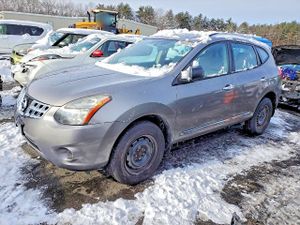 Nissan Rogue S 2.5L 4 2014
