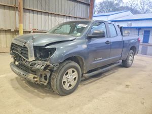 Toyota Tundra DOUBLE CAB 5.7L 8 2008