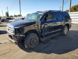 Toyota Sequoia PLATINUM 5.7L 8 2013