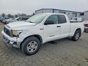 Toyota Tundra DOUBLE CAB 5.7L 8 2009