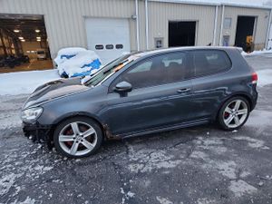 Volkswagen Golf 2.0L 4 2011