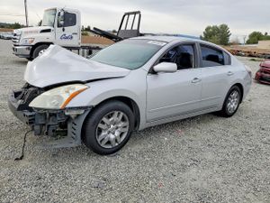 Nissan Altima BASE 2.5L 4 2011